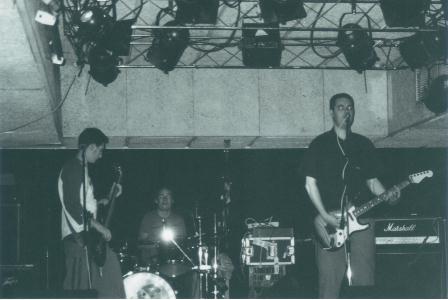 A.K.A supporting Primary @ the Northpoint (Dec 2000)